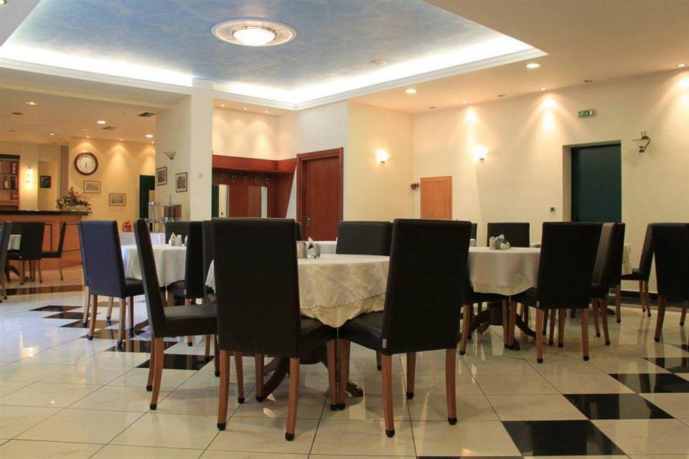 Hotel Platon Athena Bagian luar foto