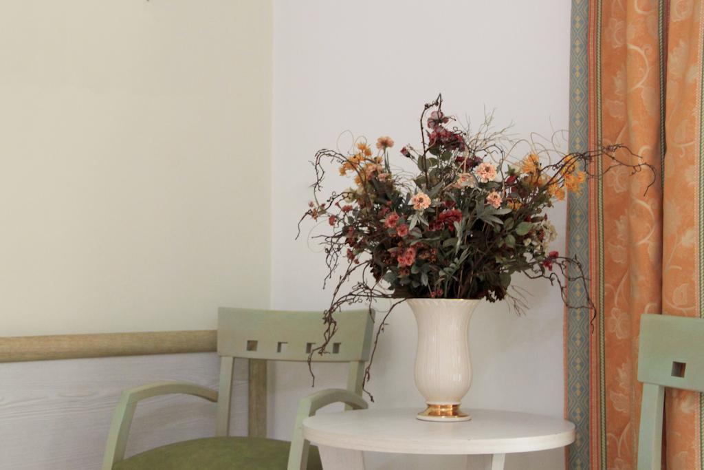 Hotel Platon Athena Bagian luar foto