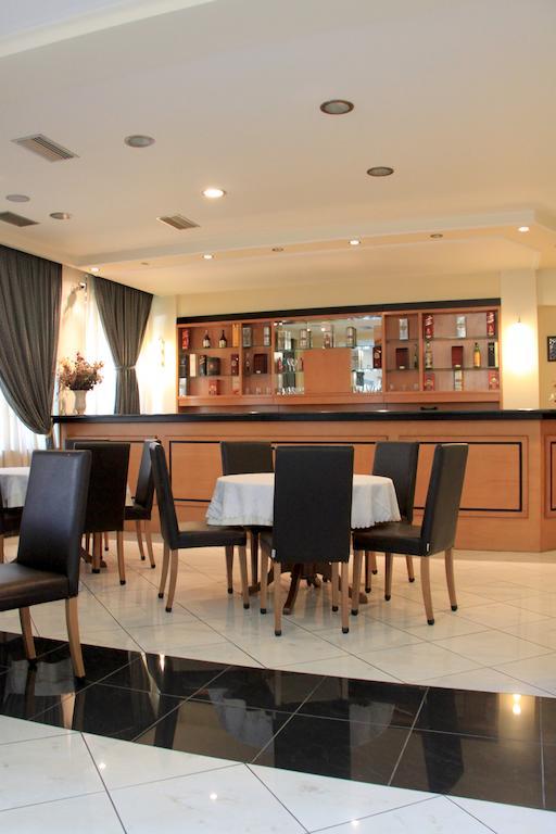 Hotel Platon Athena Bagian luar foto